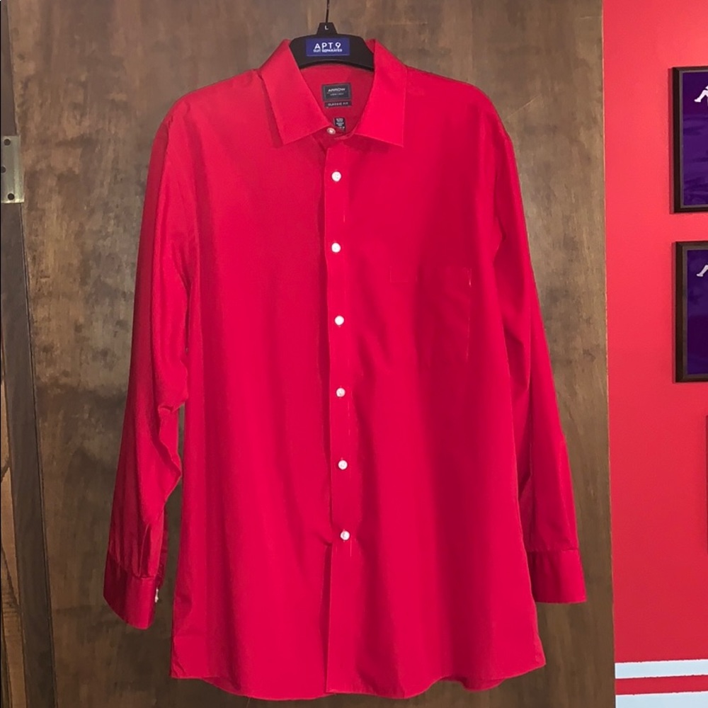 Arrow Red Button Up